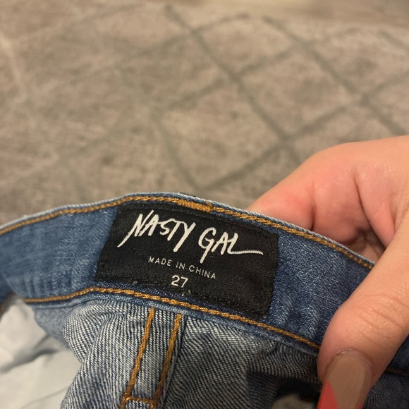Nasty gal jean shorts - Picture 2 of 3